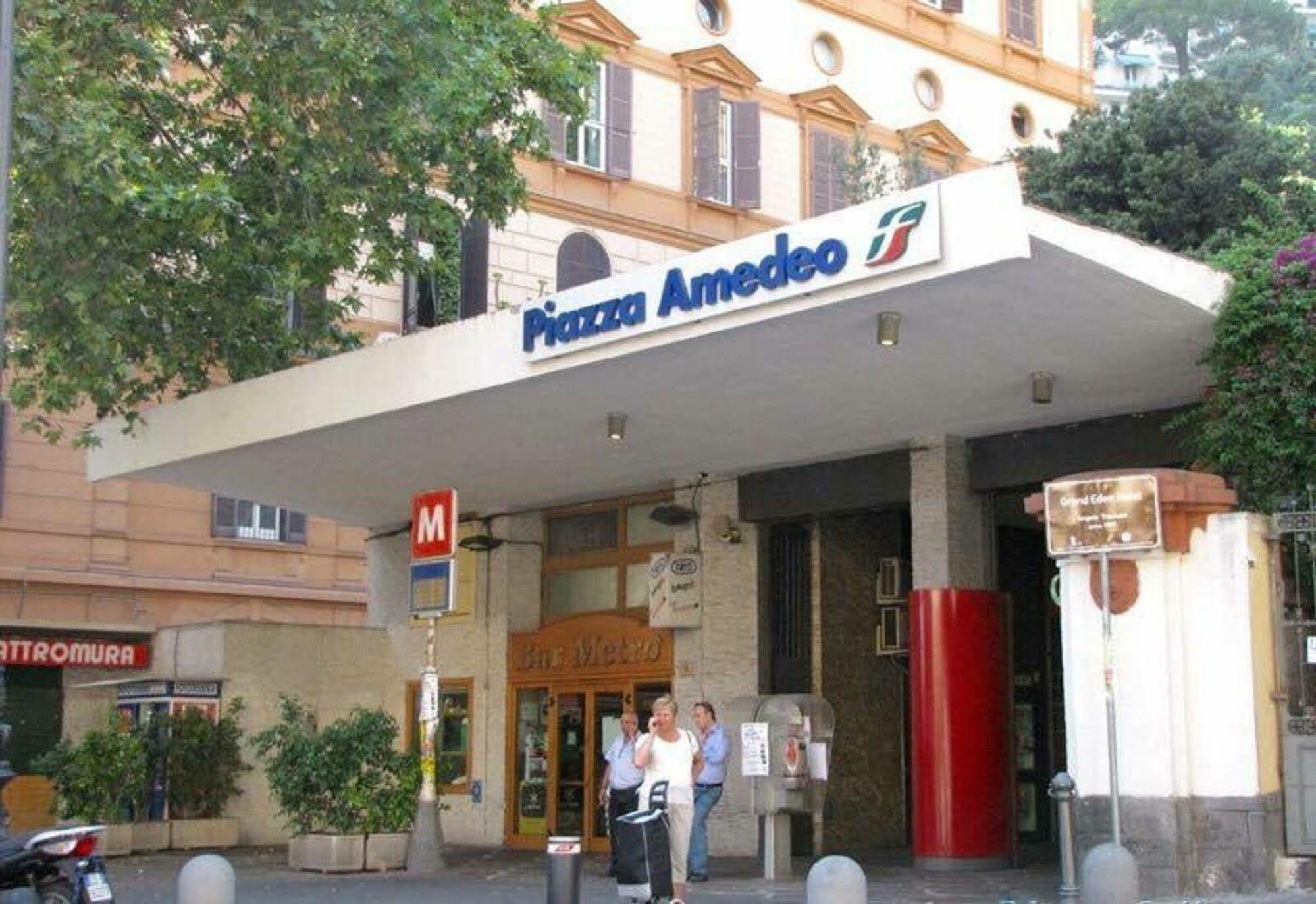 B&B Amedeo Napels Buitenkant foto
