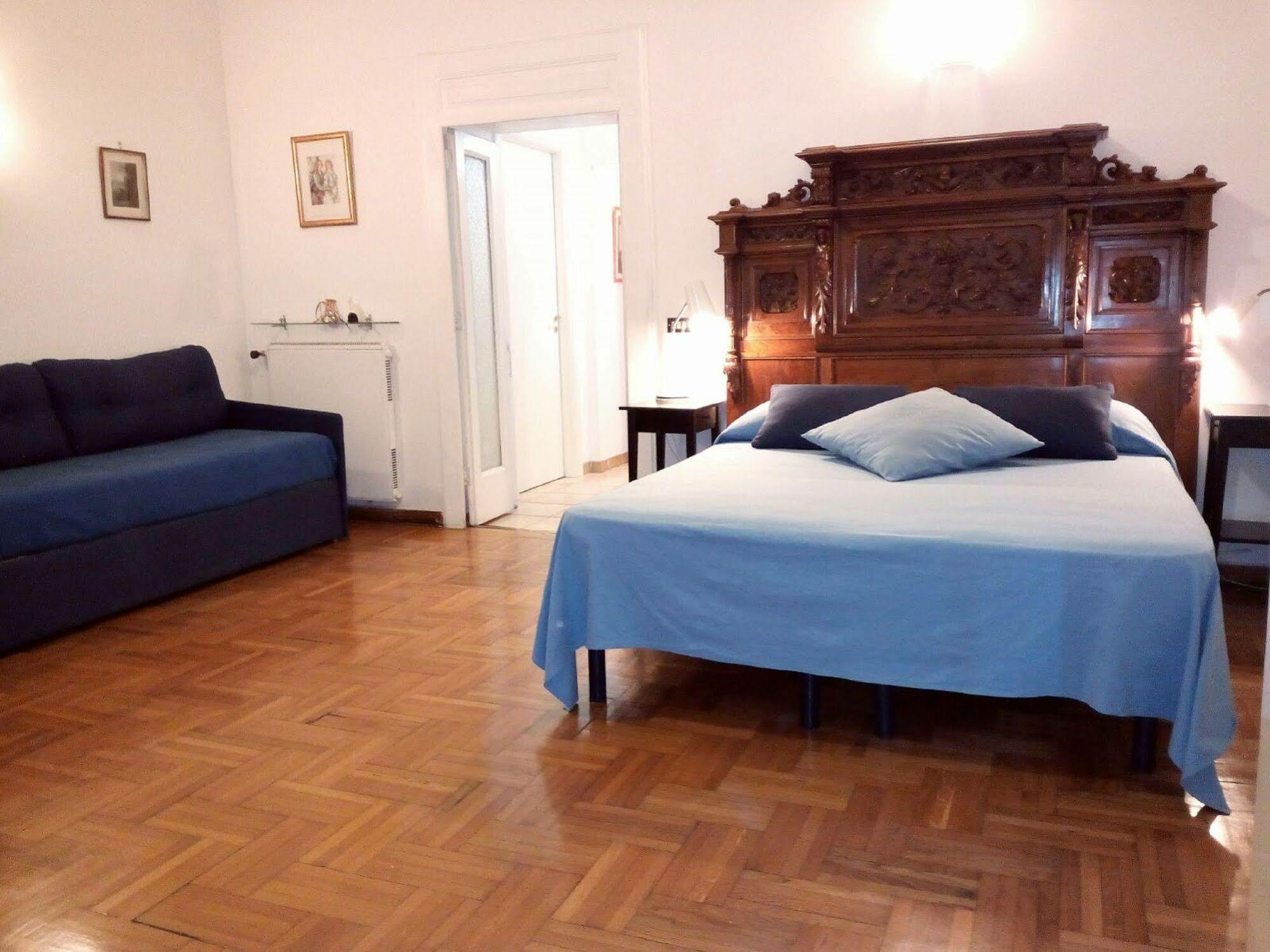 B&B Amedeo Napels Buitenkant foto